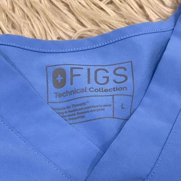 Figs blue scrub top size large - Picture 2 of 7